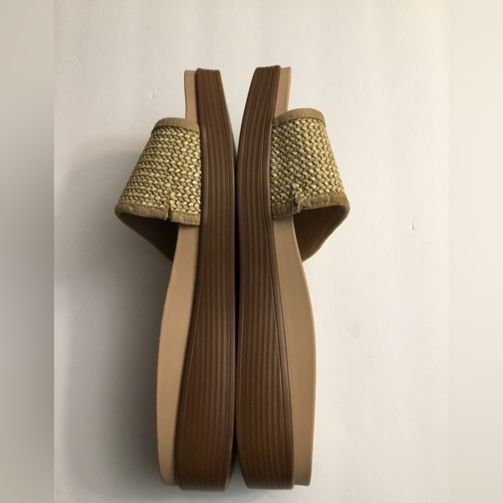 Donald Pliner sandals size 11 - Picture 6 of 8